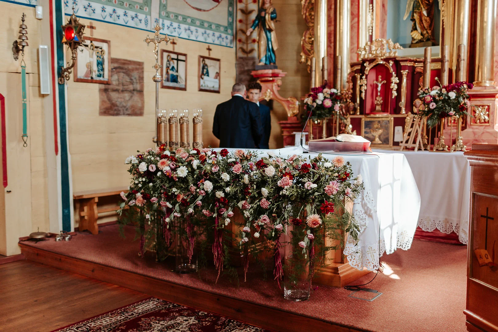 Dekoracja kościoła ołtarz