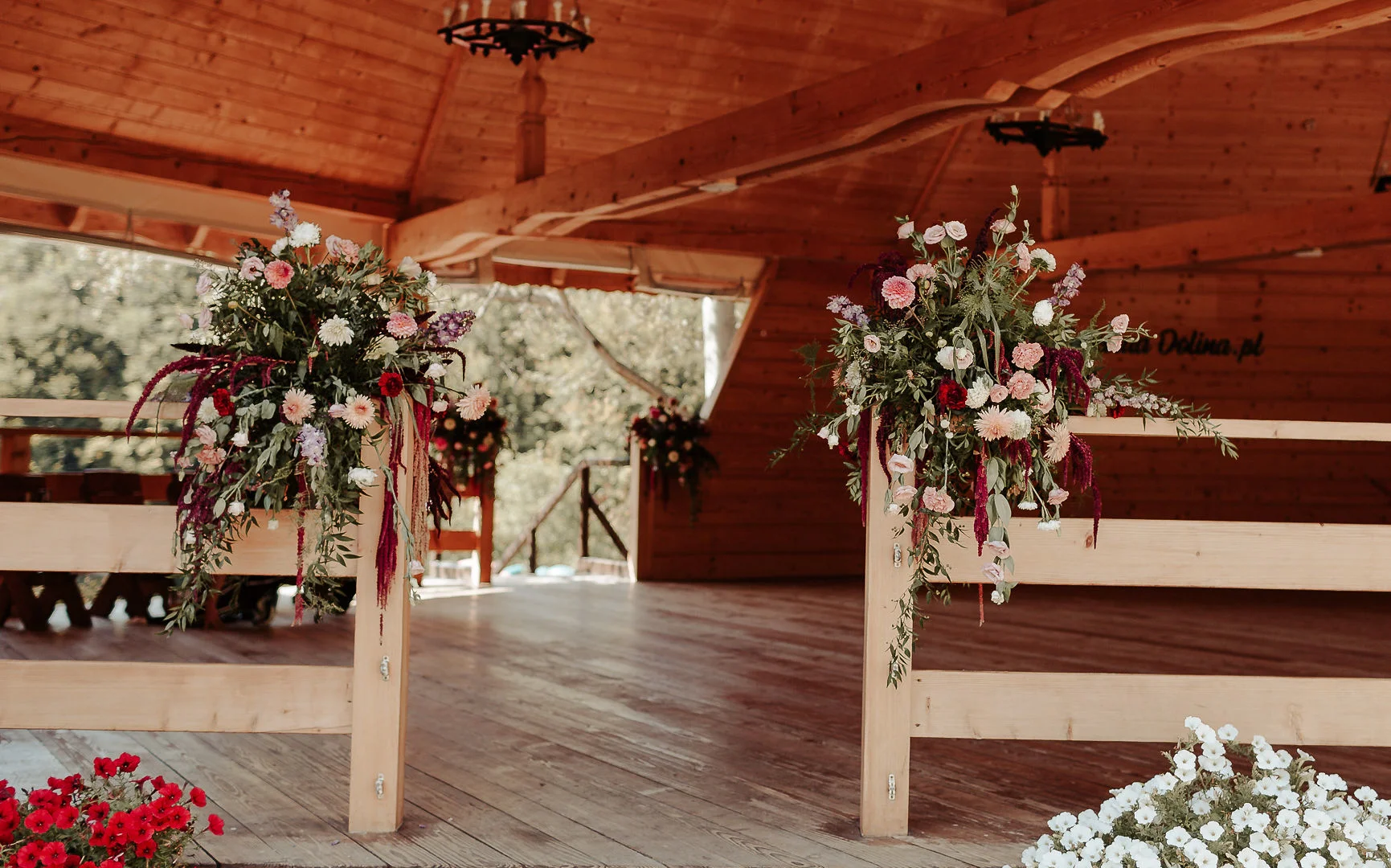 Dekoracja kościoła ołtarz